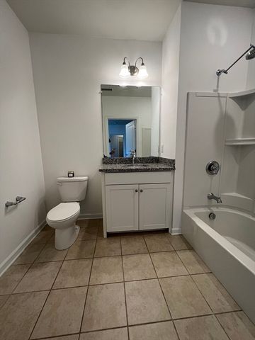 110 Trotter Rd 2310, Weymouth, MA 02190