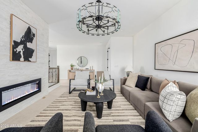 2931 E MADISON VISTAS Drive, Phoenix, AZ 85016