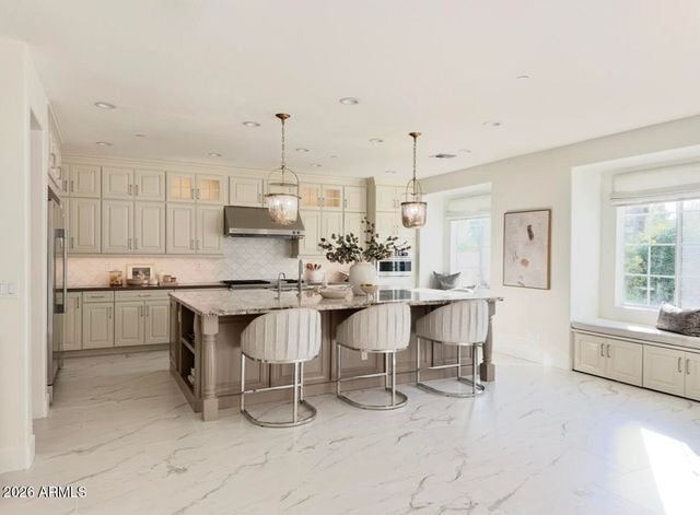 2931 E MADISON VISTAS Drive, Phoenix, AZ 85016