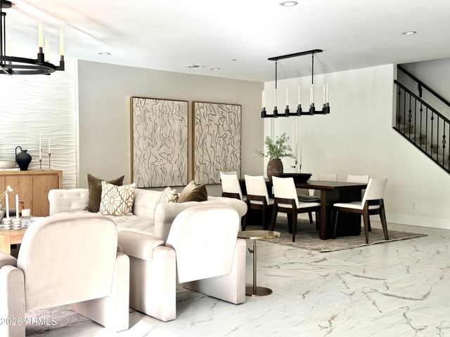 2931 E MADISON VISTAS Drive, Phoenix, AZ 85016