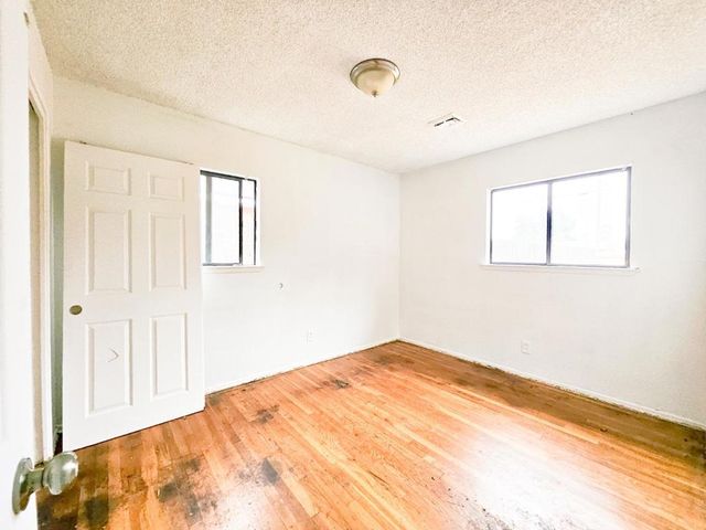 2416 Roble Avenue, Modesto, CA 95354