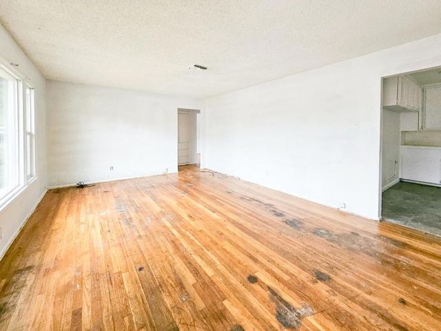 2416 Roble Avenue, Modesto, CA 95354