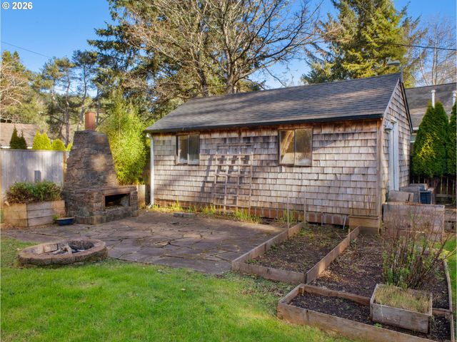 84937 S Roosevelt Dr, Seaside, OR 97138