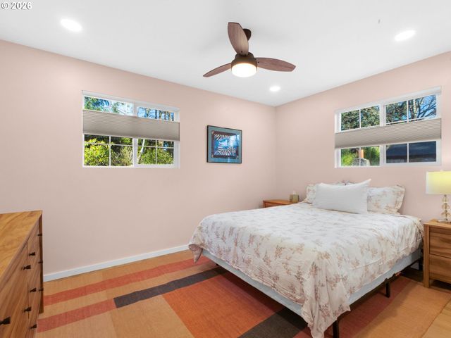 84937 S Roosevelt Dr, Seaside, OR 97138