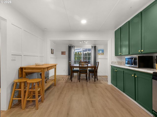 84937 S Roosevelt Dr, Seaside, OR 97138