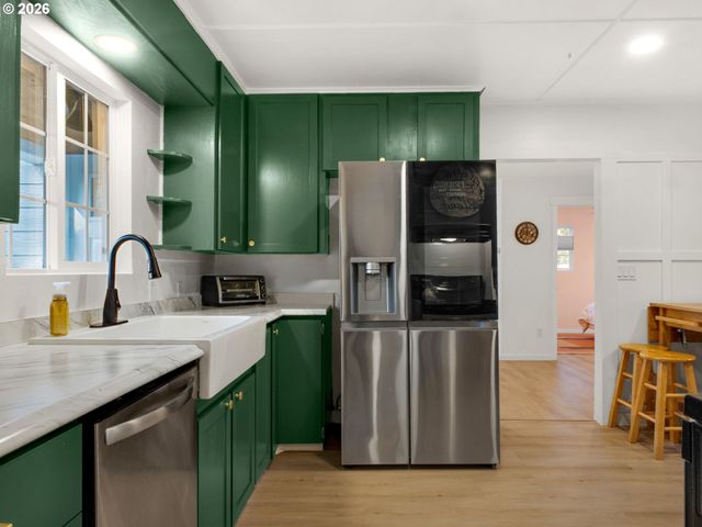 84937 S Roosevelt Dr, Seaside, OR 97138