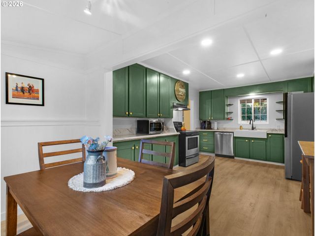 84937 S Roosevelt Dr, Seaside, OR 97138