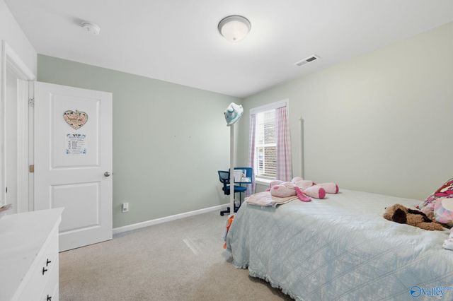 40 Sage Oak Drive, Decatur, AL 35603
