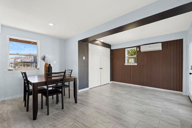 16643 Bermuda Way, Galveston, TX 77554