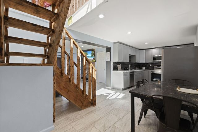 16643 Bermuda Way, Galveston, TX 77554