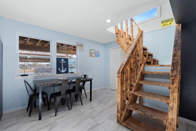 16643 Bermuda Way, Galveston, TX 77554