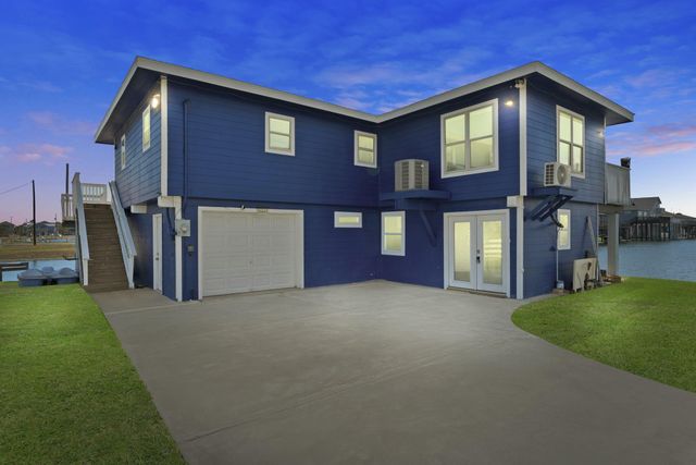 16643 Bermuda Way, Galveston, TX 77554