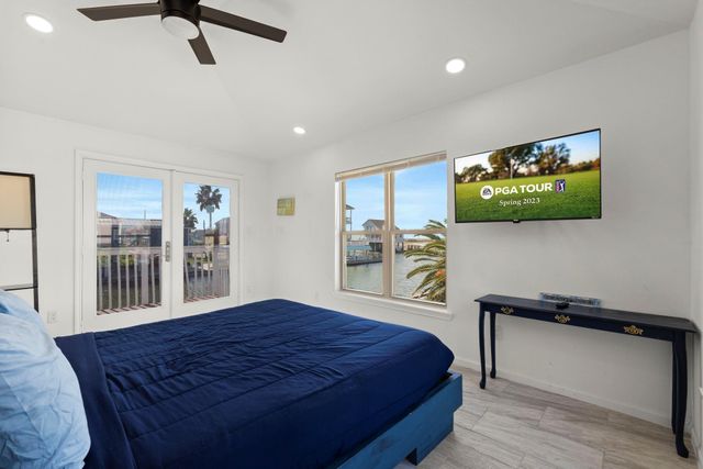 16643 Bermuda Way, Galveston, TX 77554