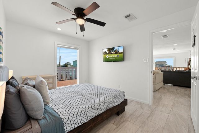 16643 Bermuda Way, Galveston, TX 77554