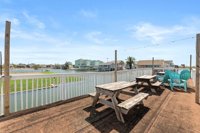 16643 Bermuda Way, Galveston, TX 77554