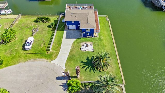 16643 Bermuda Way, Galveston, TX 77554