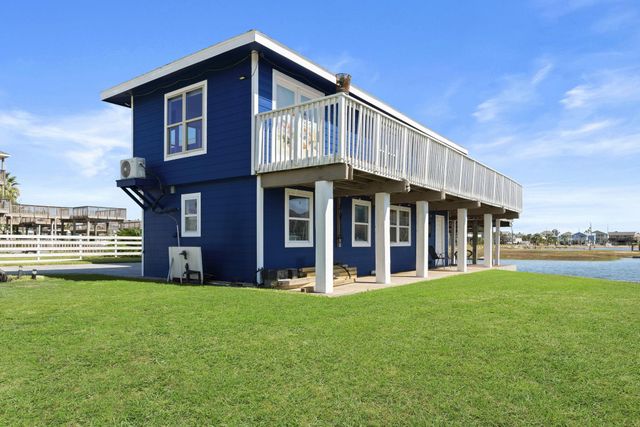 16643 Bermuda Way, Galveston, TX 77554