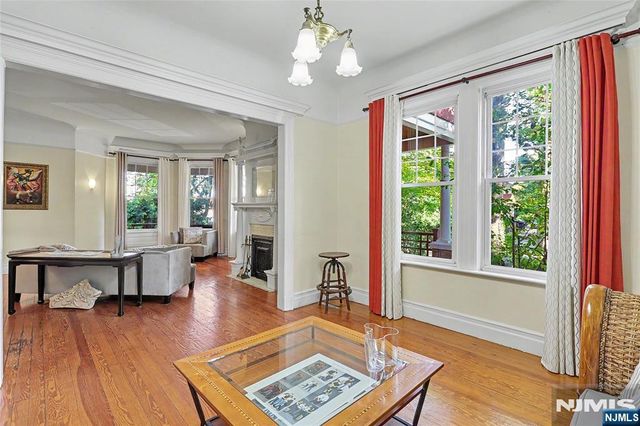 205 Grand Avenue, Leonia, NJ 07605