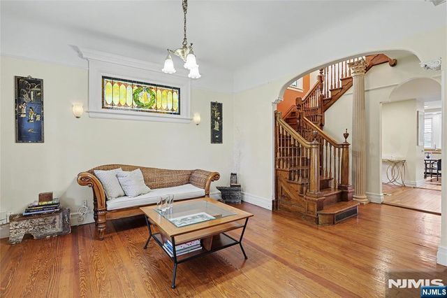 205 Grand Avenue, Leonia, NJ 07605