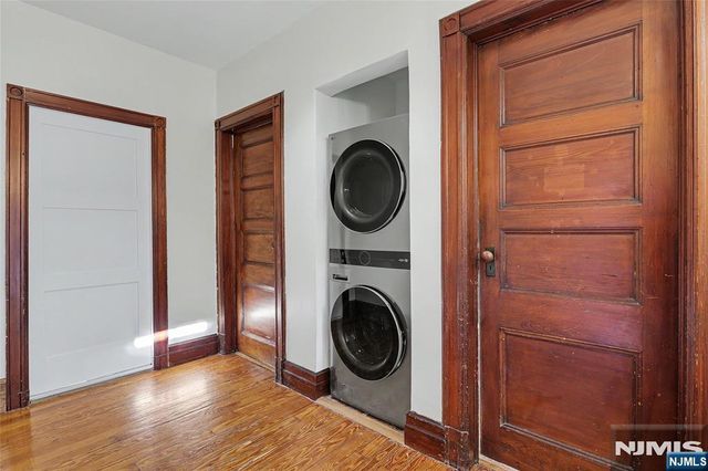 205 Grand Avenue, Leonia, NJ 07605
