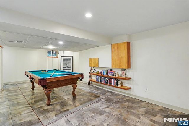 205 Grand Avenue, Leonia, NJ 07605