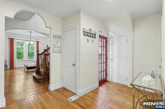205 Grand Avenue, Leonia, NJ 07605