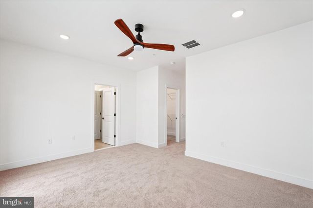 19820 LAVENDER DUST SQ, Ashburn, VA 20147