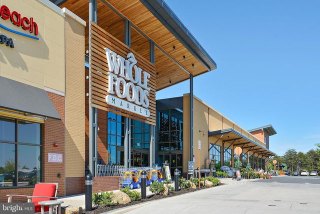 19820 LAVENDER DUST SQ, Ashburn, VA 20147