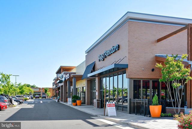 19820 LAVENDER DUST SQ, Ashburn, VA 20147