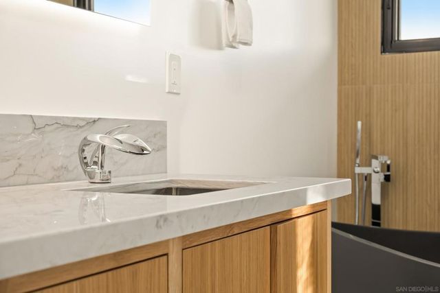 1531 33 Lieta St, San Diego, CA 92110