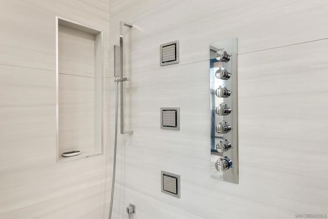 1531 33 Lieta St, San Diego, CA 92110