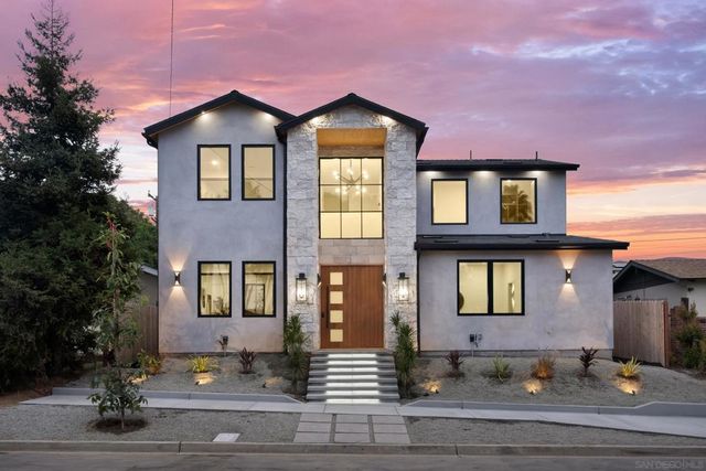 1531 33 Lieta St, San Diego, CA 92110