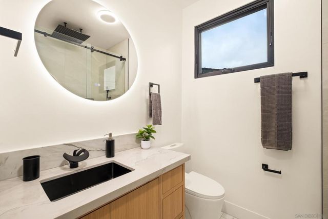 1531 33 Lieta St, San Diego, CA 92110