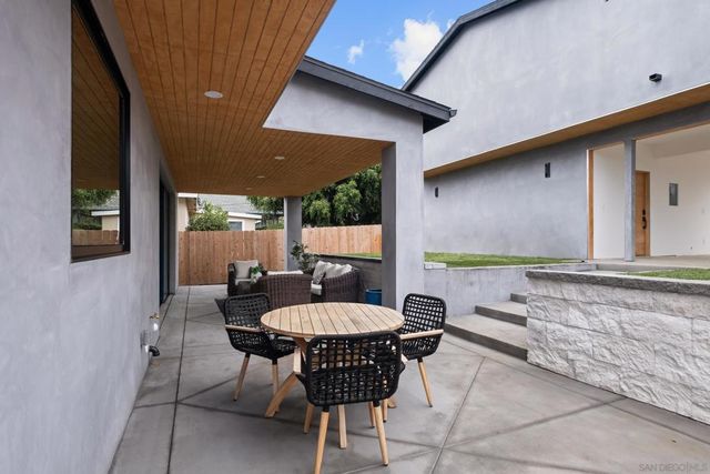 1531 33 Lieta St, San Diego, CA 92110