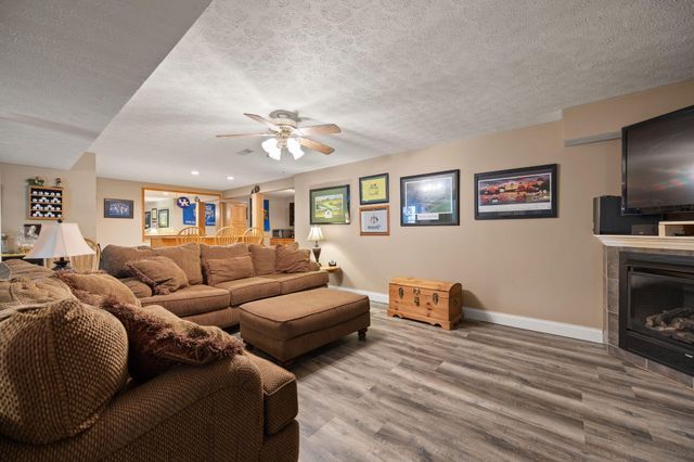 121 View Point Drive, Somerset, KY 42503