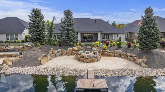 1494 N Longhorn Ave, Eagle, ID 83616