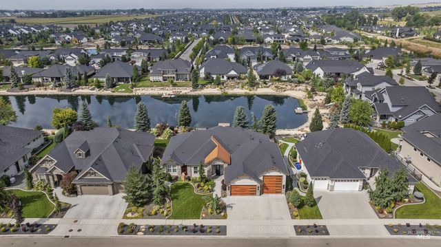 1494 N Longhorn Ave, Eagle, ID 83616