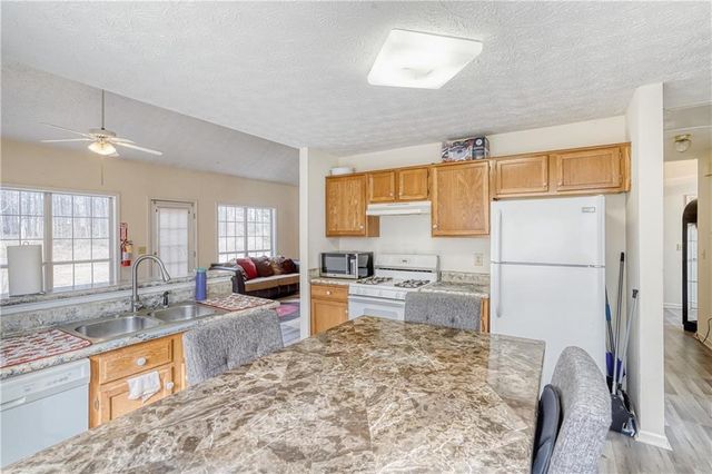 13 Manor Oak Drive, Covington, GA 30014