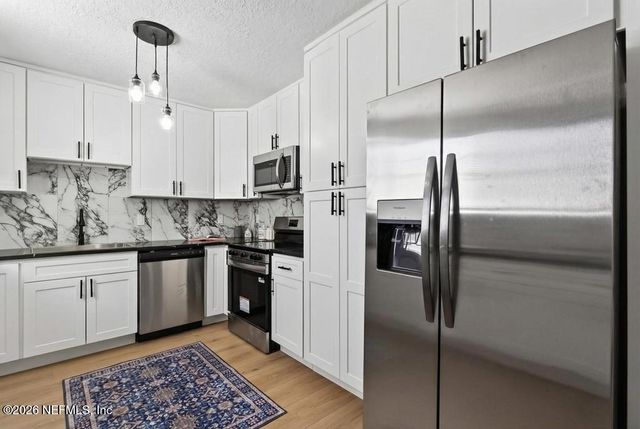 1633 DIBBLE Circle W, Jacksonville, FL 32246