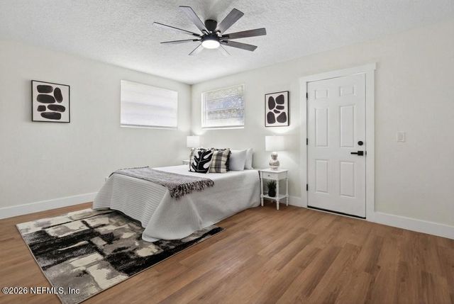 1633 DIBBLE Circle W, Jacksonville, FL 32246