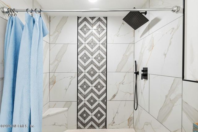 1633 DIBBLE Circle W, Jacksonville, FL 32246