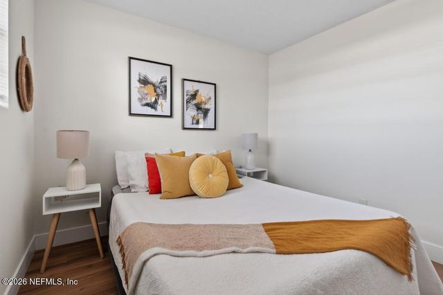 1633 DIBBLE Circle W, Jacksonville, FL 32246