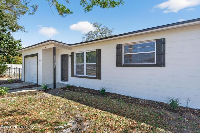1633 DIBBLE Circle W, Jacksonville, FL 32246