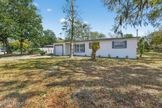 1633 DIBBLE Circle W, Jacksonville, FL 32246