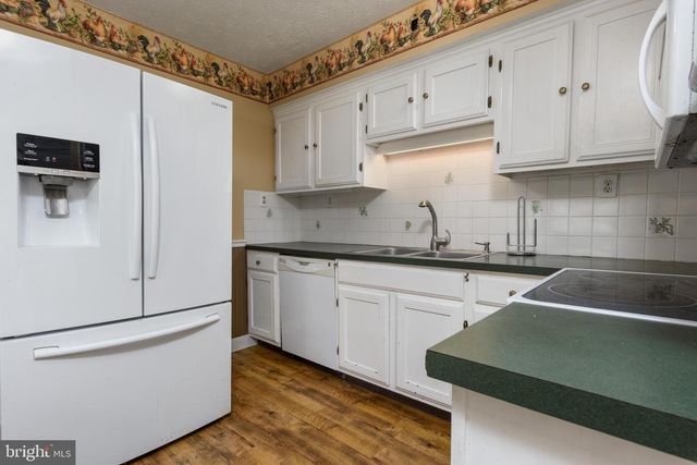112 STONER DRIVE, Mechanicsburg, PA 17055