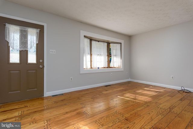 112 STONER DRIVE, Mechanicsburg, PA 17055