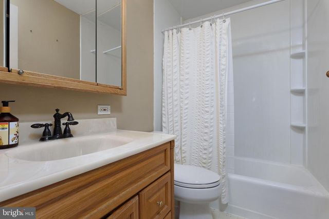 112 STONER DRIVE, Mechanicsburg, PA 17055