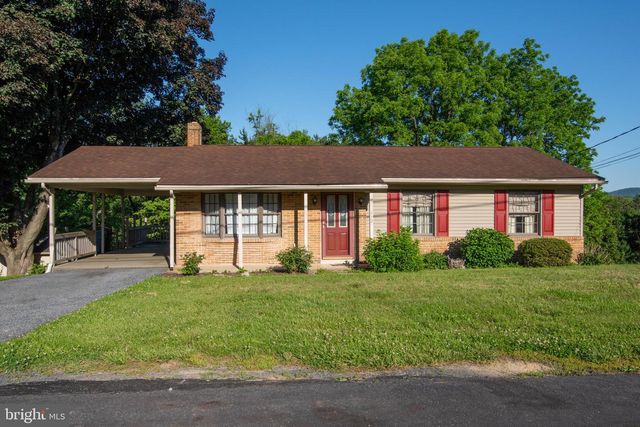 112 STONER DRIVE, Mechanicsburg, PA 17055