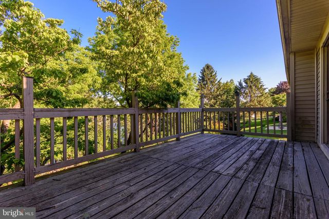112 STONER DRIVE, Mechanicsburg, PA 17055
