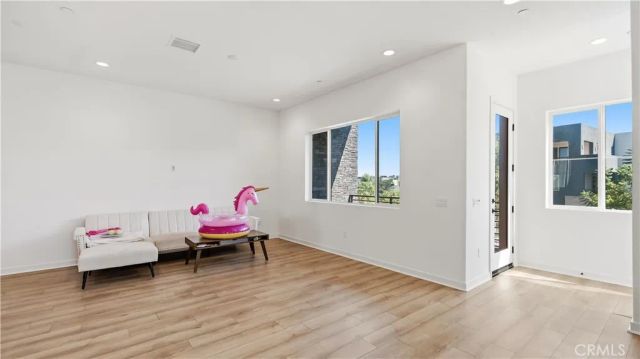 145 Culture, Irvine, CA 92618